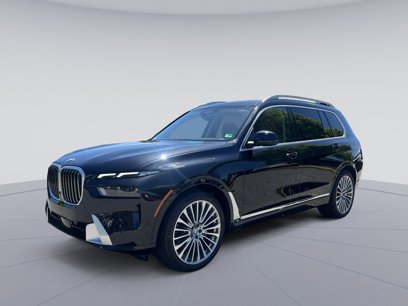 New 2025 BMW X7 xDrive40i w/ Premium Package