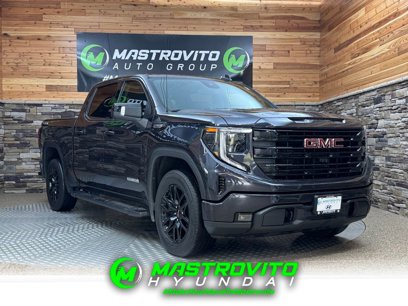 Used 2022 GMC Sierra 1500 Elevation w/ Elevation Premium Package