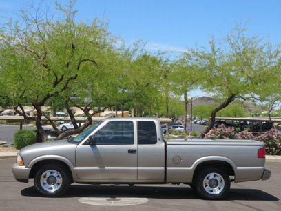 Used 2000 GMC Sonoma SLS w/ SLS Super Spec Pkg 3