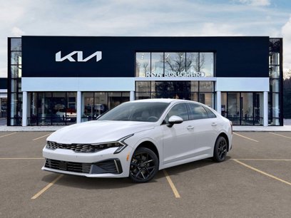 New 2025 Kia K5 LXS