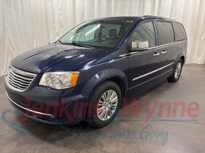 Used 2015 Chrysler Town & Country Touring-L w/ Driver Convenience Group