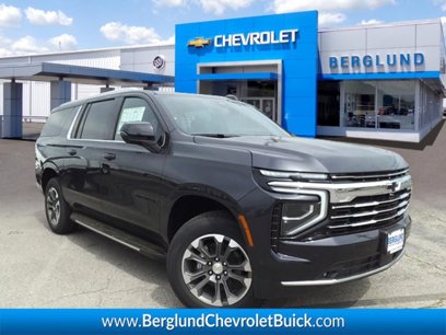 New 2025 Chevrolet Suburban LT w/ Comfort Package