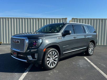 Used 2021 GMC Yukon XL Denali w/ Denali Premium Package
