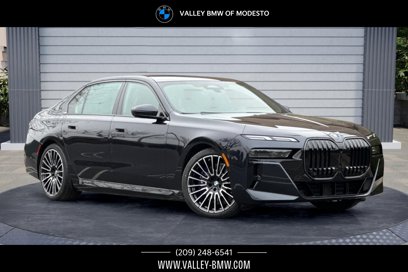 New 2025 BMW i7 eDrive50 w/ M Sport Package
