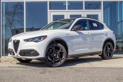 New 2024 Alfa Romeo Stelvio Veloce