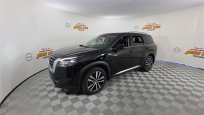 New 2025 Nissan Pathfinder Platinum