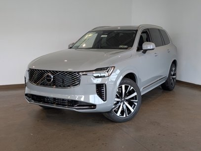 New 2025 Volvo XC90 B5 Core w/ Climate Package