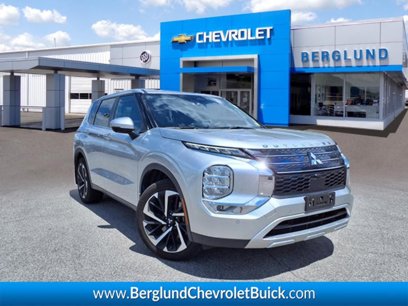 Used 2023 Mitsubishi Outlander SE