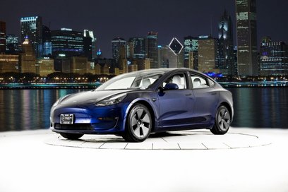 Used 2021 Tesla Model 3 Long Range