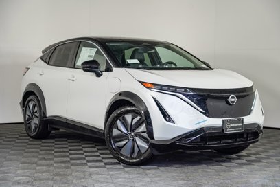 New 2025 Nissan Ariya FWD