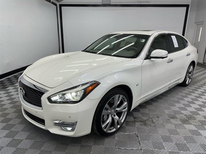 Used 2017 INFINITI Q70 L 3.7