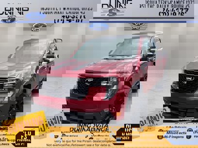 New 2025 Ford Maverick XLT w/ XLT Luxury Package