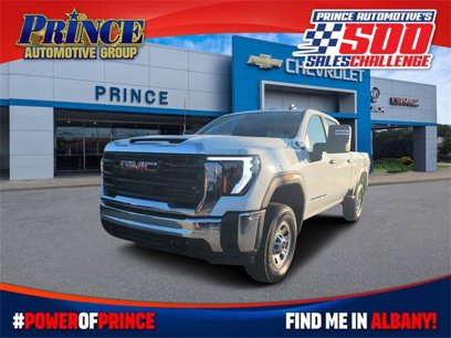 New 2025 GMC Sierra 2500 Pro w/ Convenience Package
