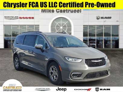Certified 2023 Chrysler Pacifica Limited