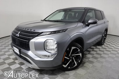 Used 2024 Mitsubishi Outlander SE