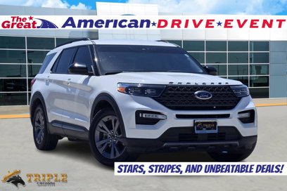 Certified 2022 Ford Explorer XLT w/ Equipment Group 202A