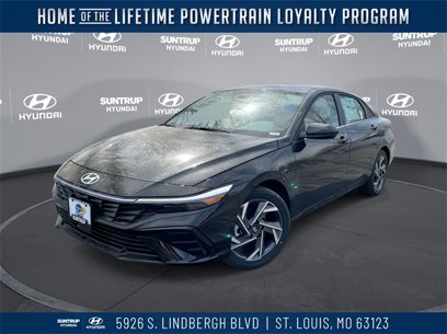 New 2025 Hyundai Elantra SEL