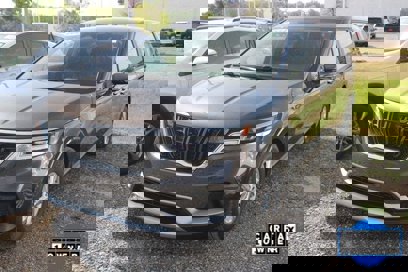 Used 2023 Kia Carnival LX