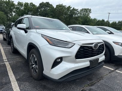 Used 2022 Toyota Highlander XLE