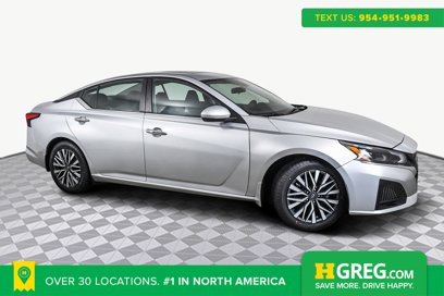Used 2023 Nissan Altima 2.5 SV w/ SV Premium Package