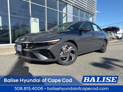 New 2025 Hyundai Elantra Limited w/ Cargo Package