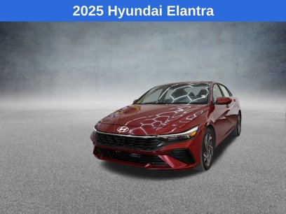 Used 2025 Hyundai Elantra SEL