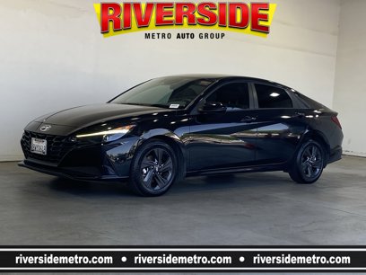 Used 2021 Hyundai Elantra SEL w/ Preferred Accessory Package