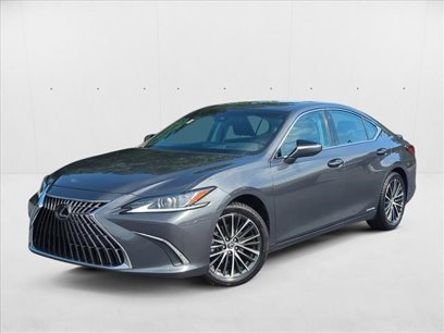 Used 2022 Lexus ES 300h w/ Premium Package