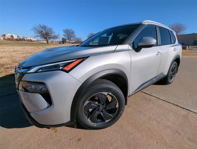 New 2025 Nissan Rogue SV w/ SV Premium Package