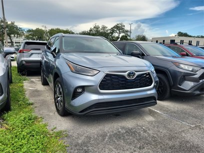 Used 2022 Toyota Highlander XLE