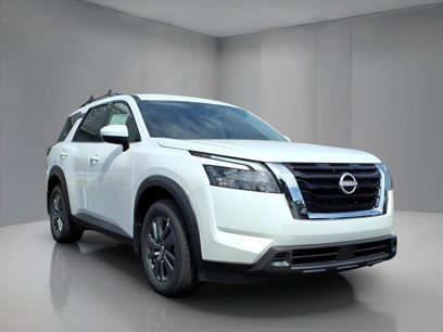 New 2025 Nissan Pathfinder SV