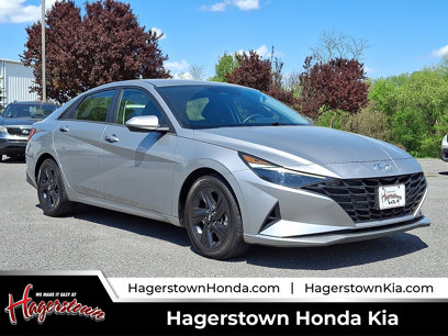 Used 2023 Hyundai Elantra SEL