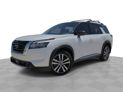 Used 2024 Nissan Pathfinder Platinum