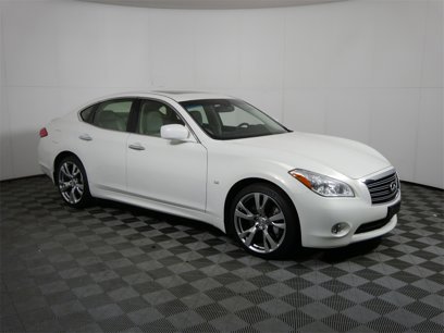 Used 2014 INFINITI Q70 5.6 w/ Deluxe Touring Package