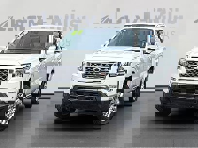 Used 2024 Nissan Frontier SV w/ SV Convenience Package