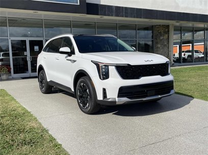 New 2025 Kia Sorento S w/ Panoramic Sunroof Package