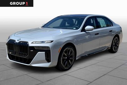 New 2025 BMW 760i xDrive w/ Executive Package