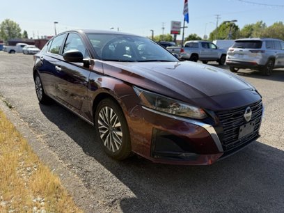 Used 2024 Nissan Altima 2.5 SV