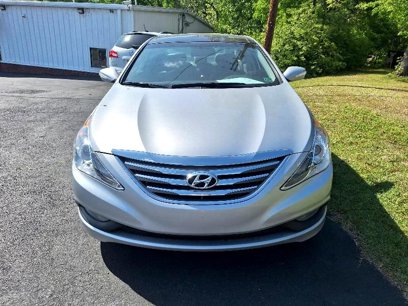 Used 2014 Hyundai Sonata Limited w/ Technology Package 05
