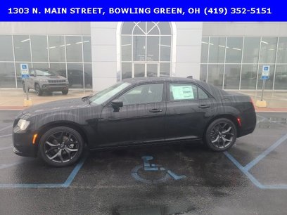 New 2023 Chrysler 300 Touring w/ Sport Appearance Package