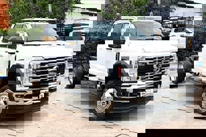 New 2023 Ford F450 XLT w/ XLT Value Package