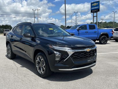 New 2025 Chevrolet Trax LT