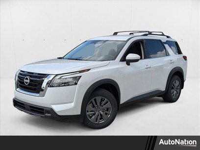 New 2025 Nissan Pathfinder SV