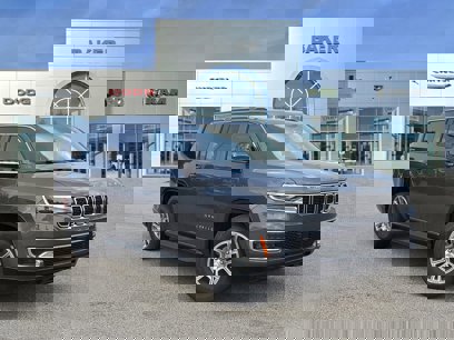 New 2024 Jeep Wagoneer 4WD w/ Rear Seat Video Group 1