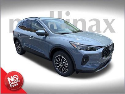 New 2025 Ford Escape SE w/ PHEV Premium Package