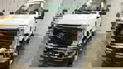 New 2024 Ford F250 XL w/ FX4 Off-Road Package