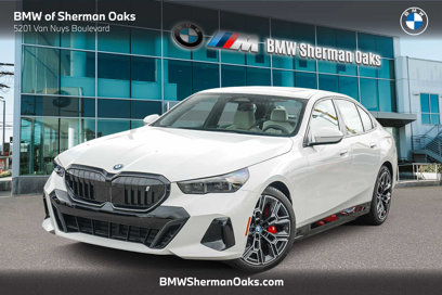 New 2025 BMW i5 eDrive40i w/ M Sport Package