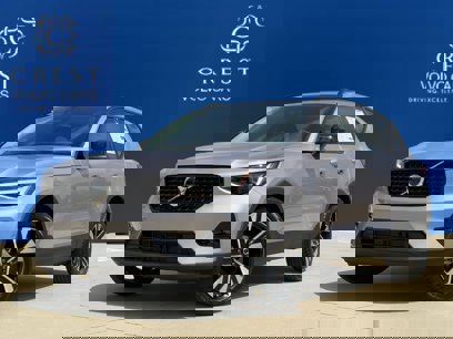 New 2026 Volvo XC40 B5 Ultra w/ Protection Package Premier