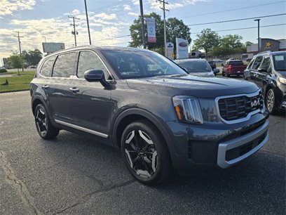 Used 2024 Kia Telluride S