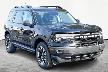 New 2024 Ford Bronco Sport Outer Banks w/ Tech Package